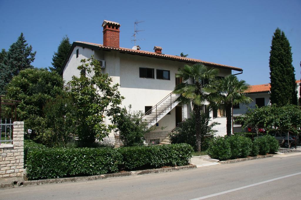 Pineta House Vidos Lägenhet Poreč Exteriör bild