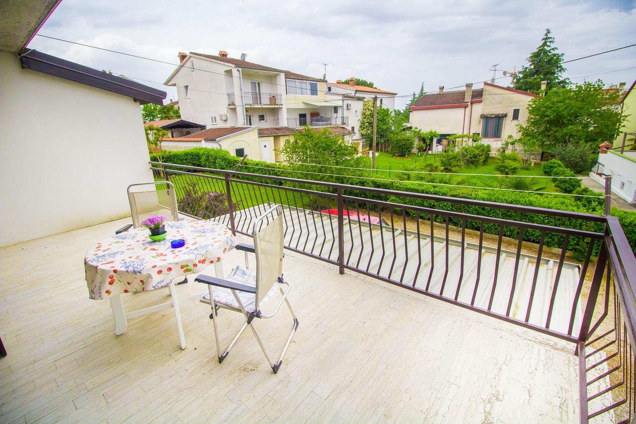 Pineta House Vidos Lägenhet Poreč Exteriör bild